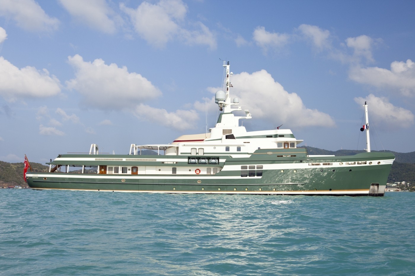 Yacht STEEL, Pendennis CHARTERWORLD Luxury Superyacht 